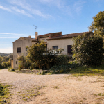 Maison Saint Mitre Les Remparts 5 pièce(s) 130 m2