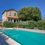 Maison Bourgeoise Marseillaise de 186 m2 , jardin, piscine.
