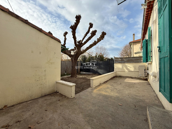 Maison de 150m2 divisée en 2 habitations