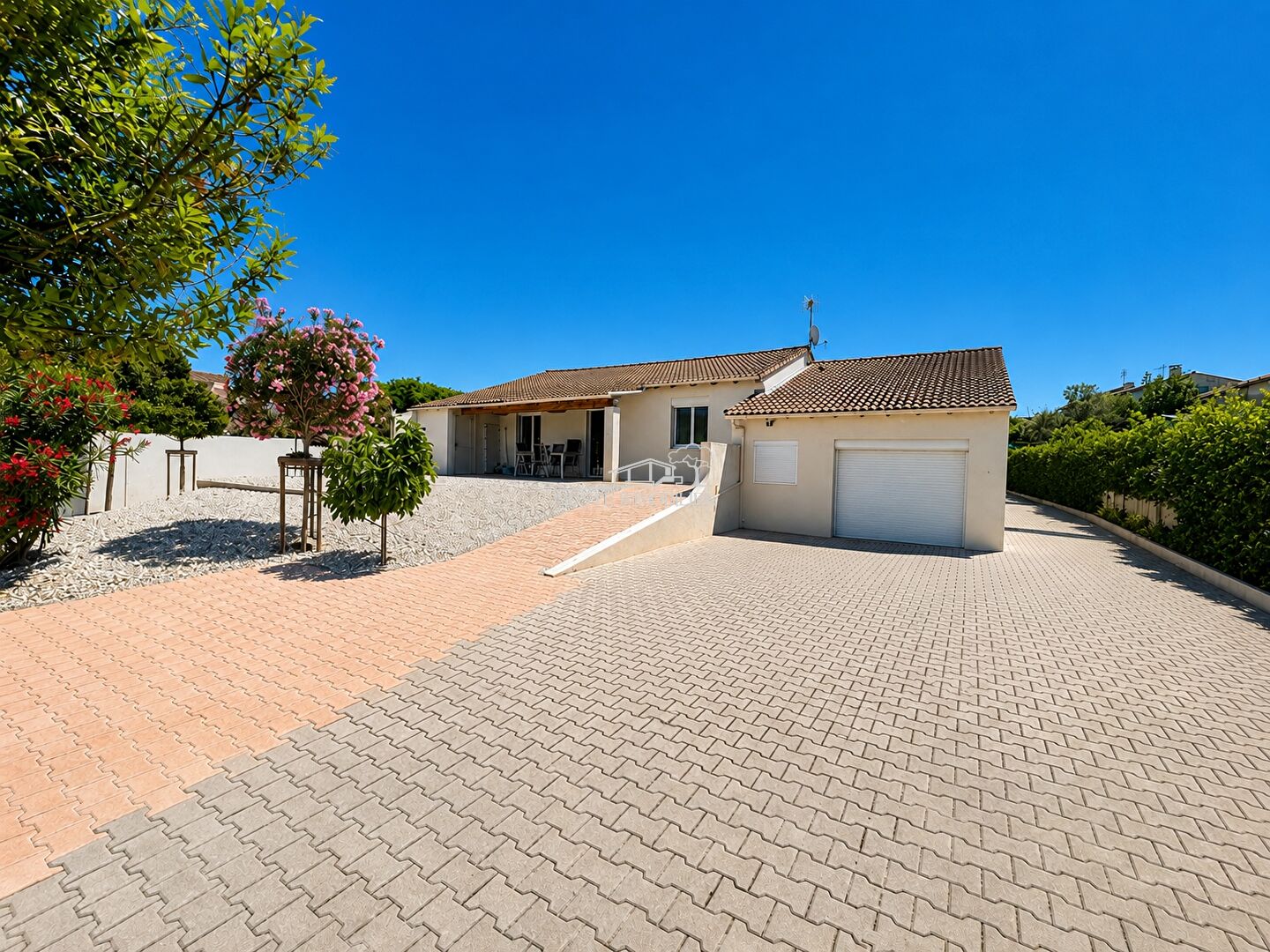 À VENDRE – Superbe maison de plain-pied à Gignac-la-Nerthe