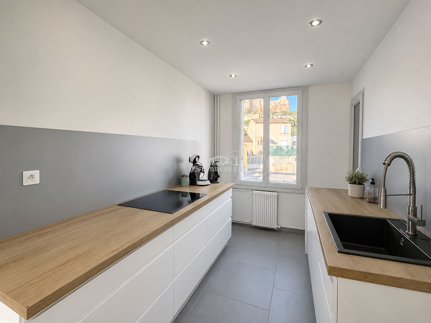 VITROLLES ? Secteur recherché du Rocher ? Appartement T4 rénové avec vue dégagée