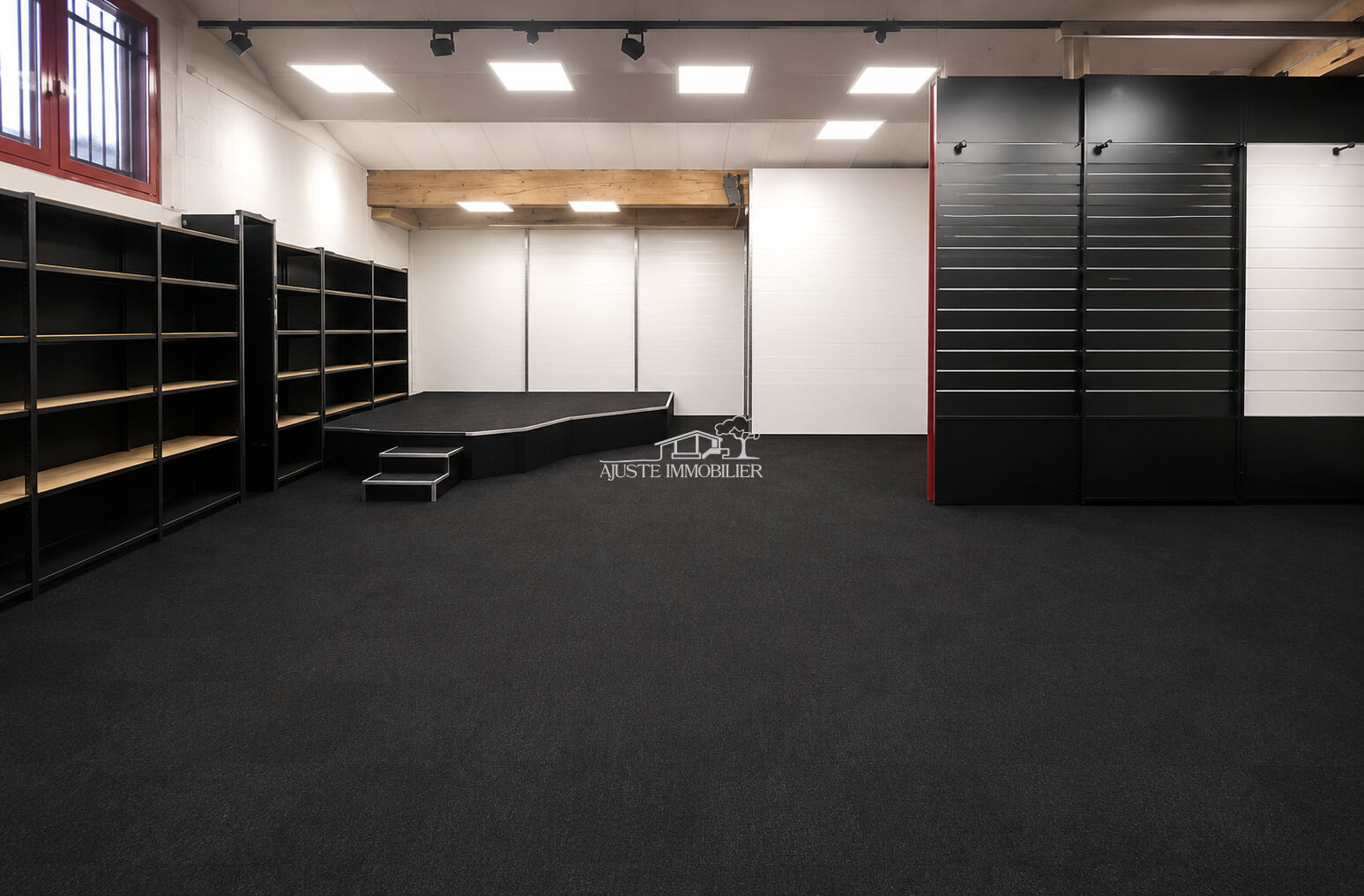 2026-16:42:11 Local commercial Eguilles 510 m2