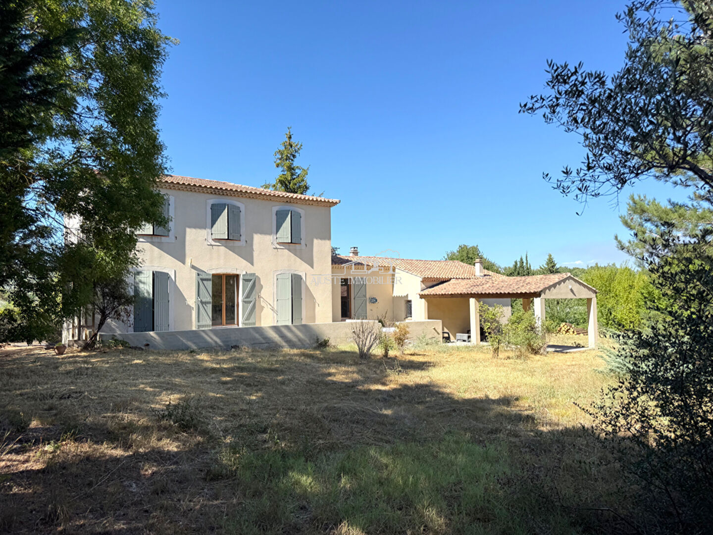 2026-20:03:00 Maison Nans Les Pins 5 pièce(s) 130 m2