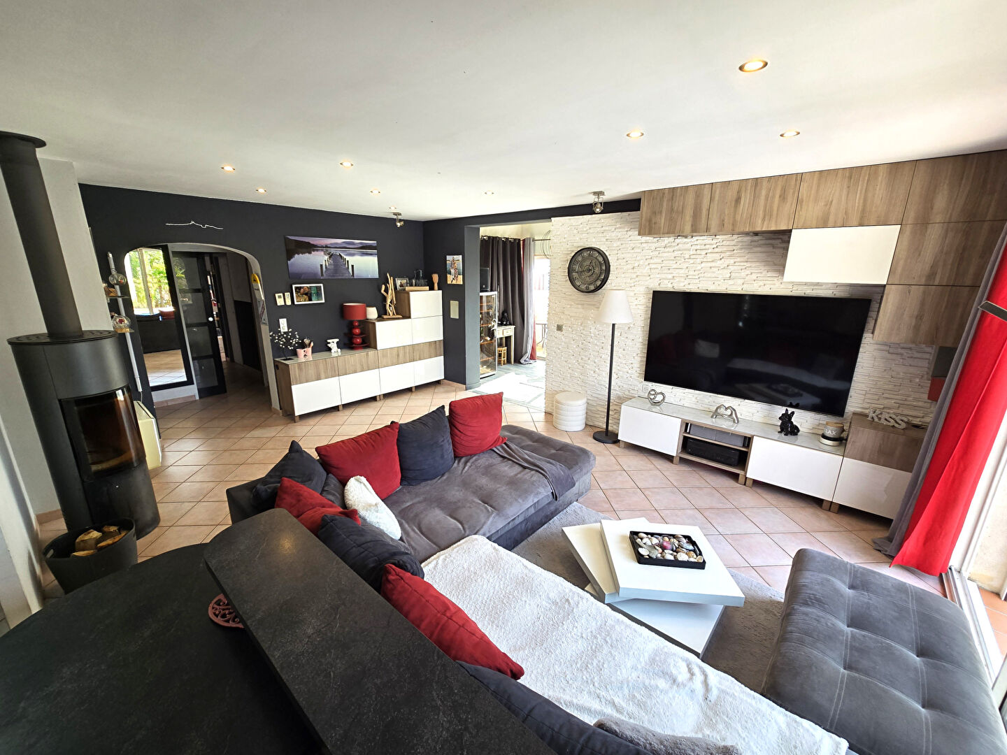 Maison Vitrolles 6 pièce(s) 136 m2 avec son studio