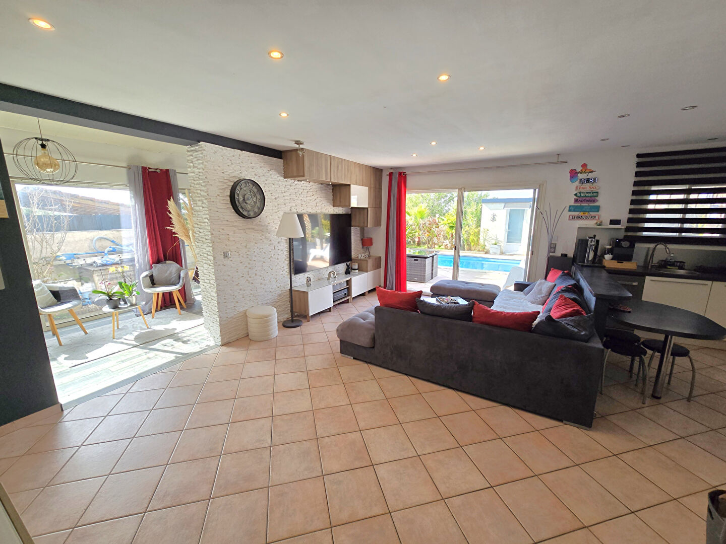 Maison Vitrolles 6 pièce(s) 136 m2 avec son studio