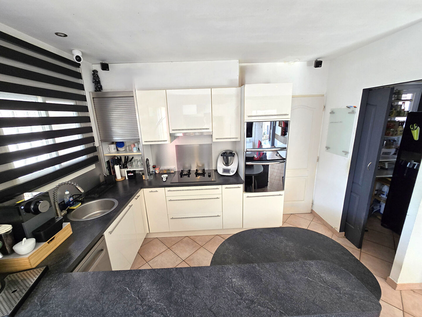 Maison Vitrolles 6 pièce(s) 136 m2 avec son studio