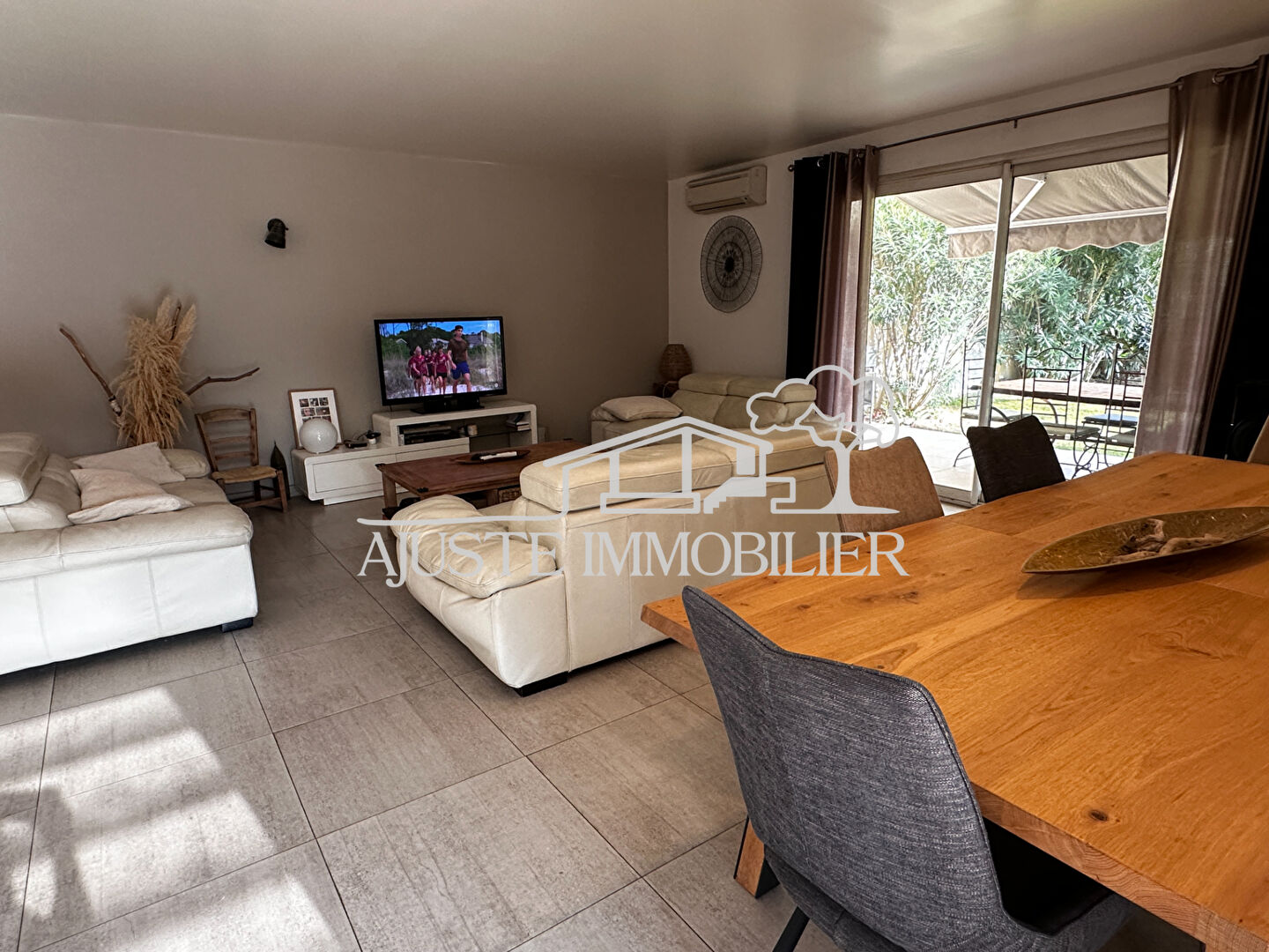 2026-19:40:03 Local commercial Marignane 300 m2